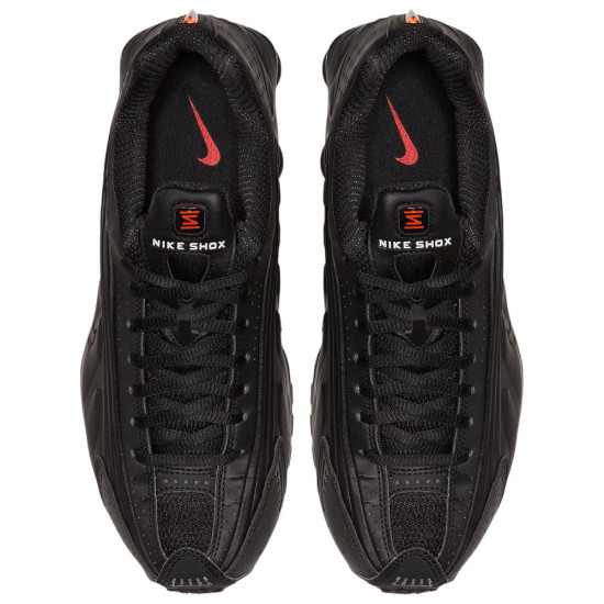 Nike Shox R4